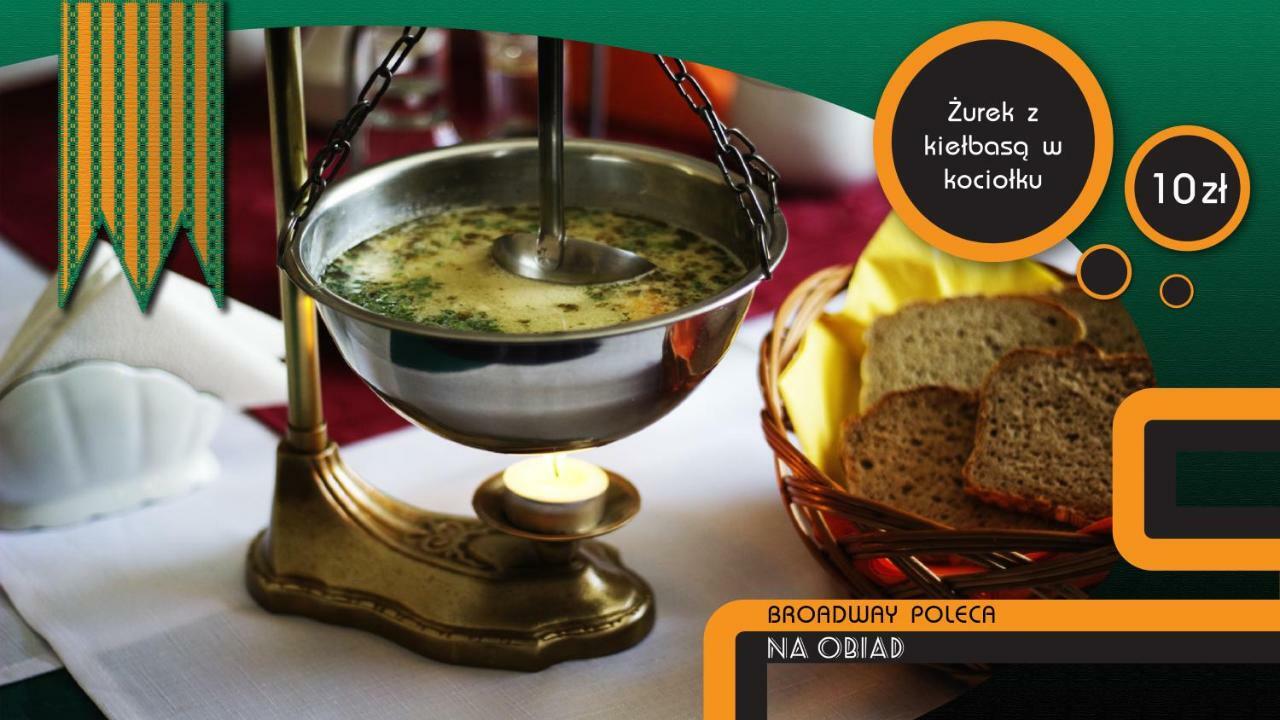Restaurant & Hostel "Broadway" Kliniska Экстерьер фото